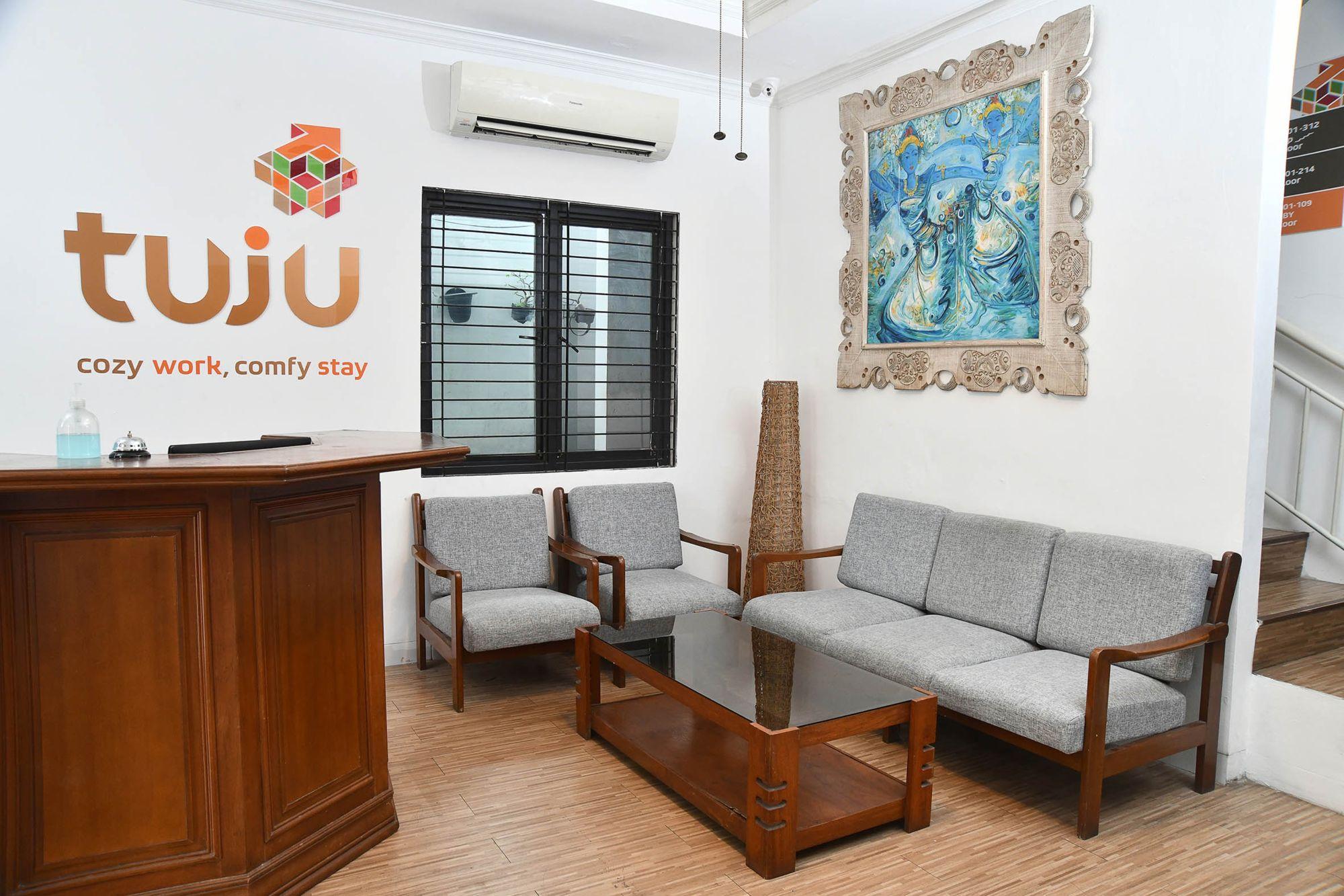 Tuju Abuserin Syariah Jakarta Exterior foto